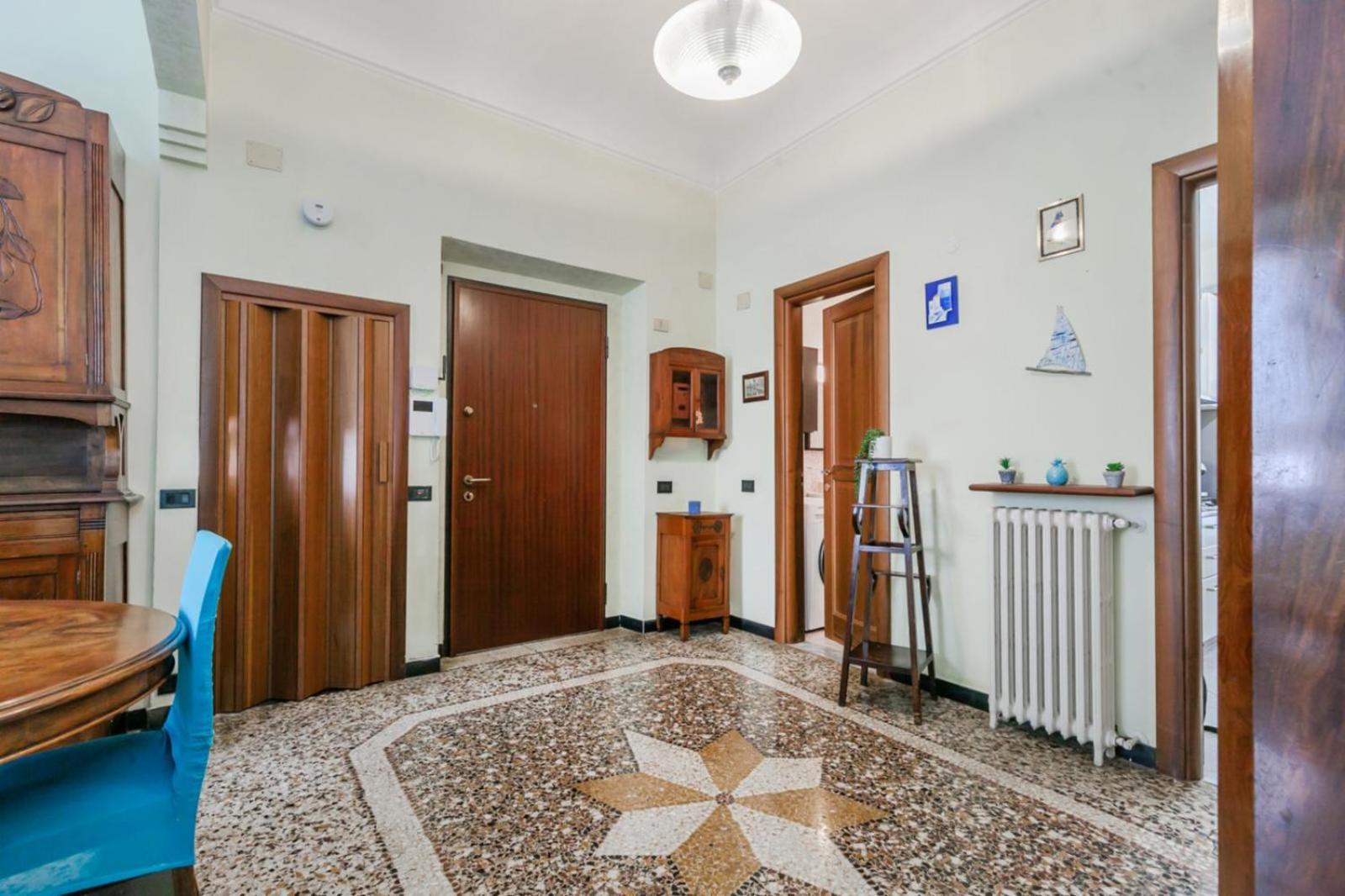 Apartamento "Ca Niella" Art And Fun 9 Minutes From The Sea Savona Exterior foto