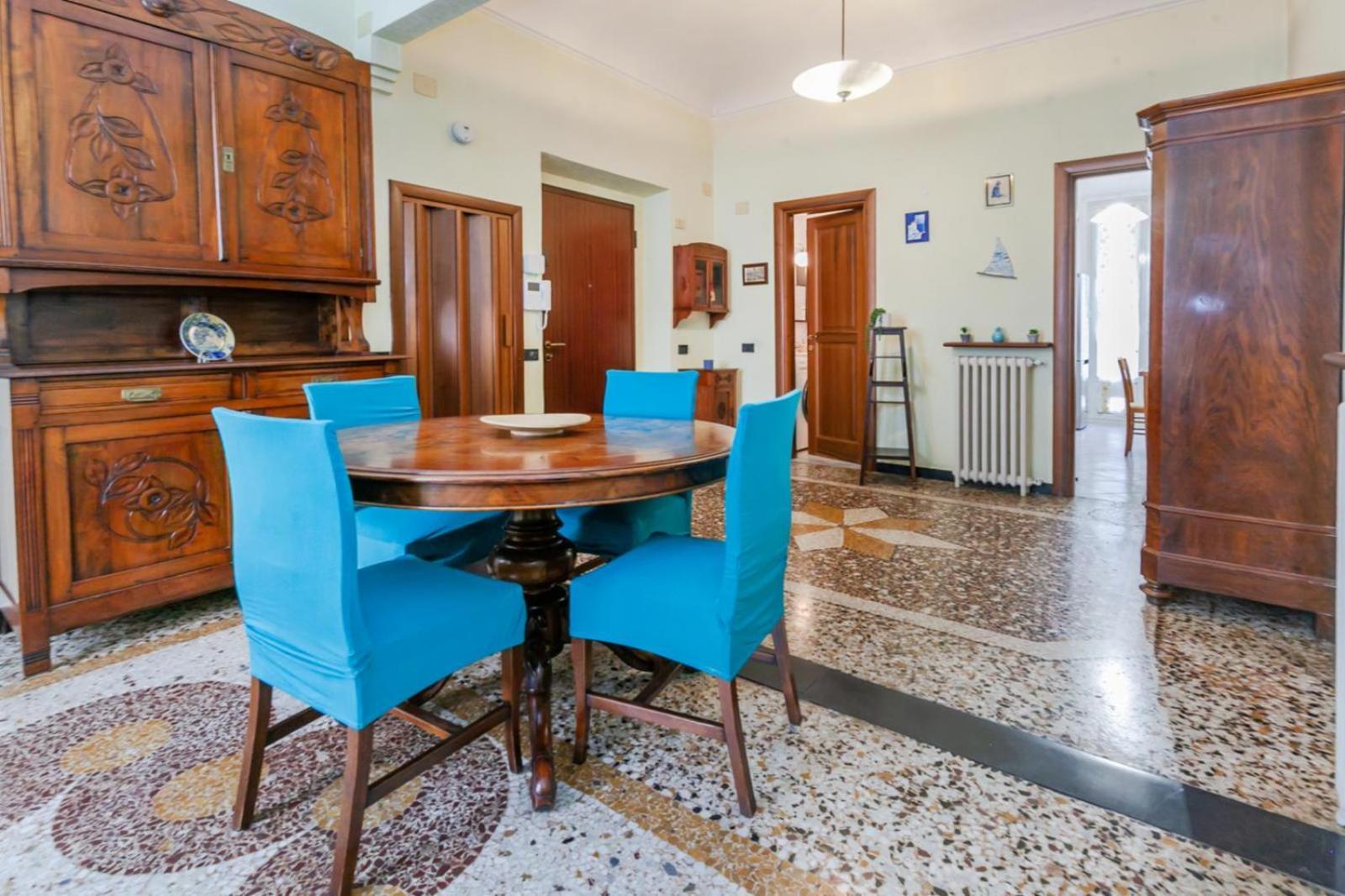 Apartamento "Ca Niella" Art And Fun 9 Minutes From The Sea Savona Exterior foto